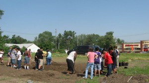 Youth farm workers tour the African farm