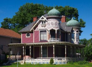 Examining the Health Impacts of Older Housing Built Before 1939 in Phillips